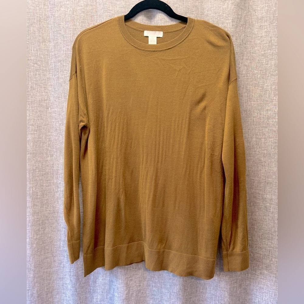 Women's H&M lightweight sweater medium NWOT
